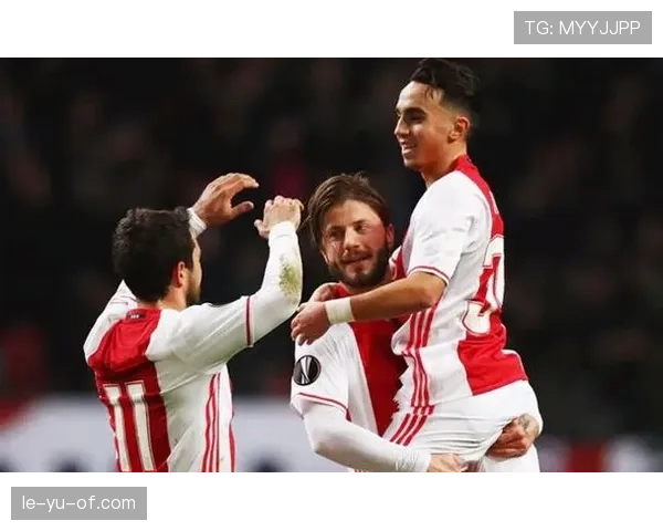 Foden 假期趣事分享，状态回暖彰显家庭与足球双重魅力