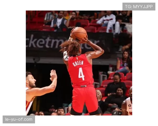 伯恩利战术解析：团队协作成关键，助力赛季表现稳步提升