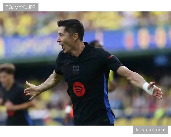 莱万梅开二度助波兰队欧洲杯预选赛强势回暖