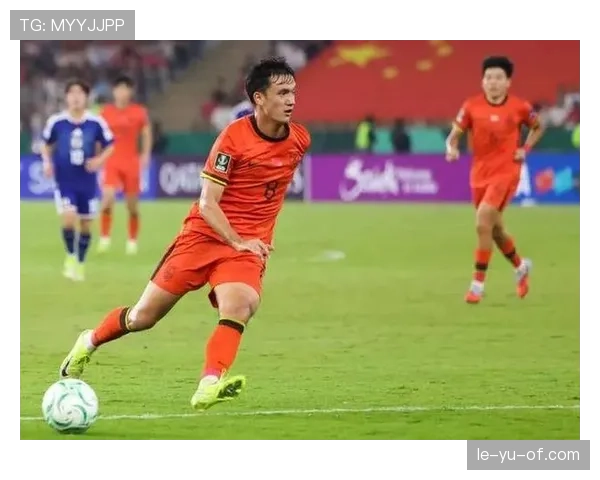 亚运会足球赛新星崭露头角，表现稳健备受期待