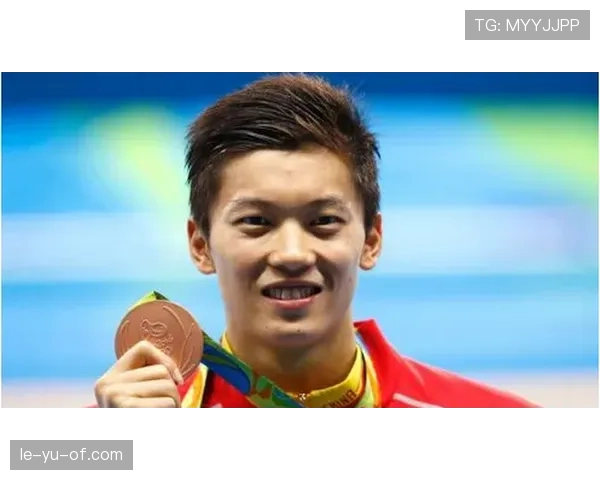 菲尔普斯退役后每天吃五顿饭还狂练两小时，这哪是养老啊